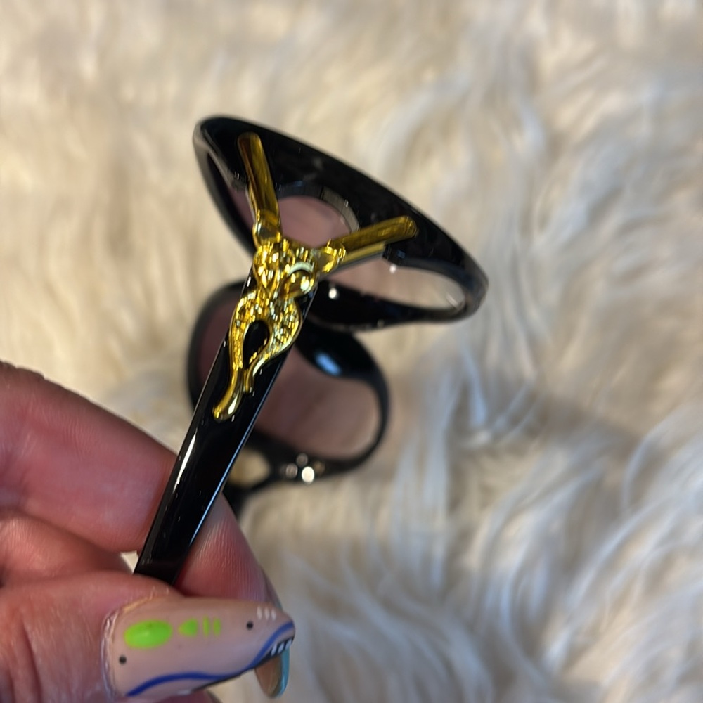 Elegant Black Sunglasses not for sale - Picture 7 of 7